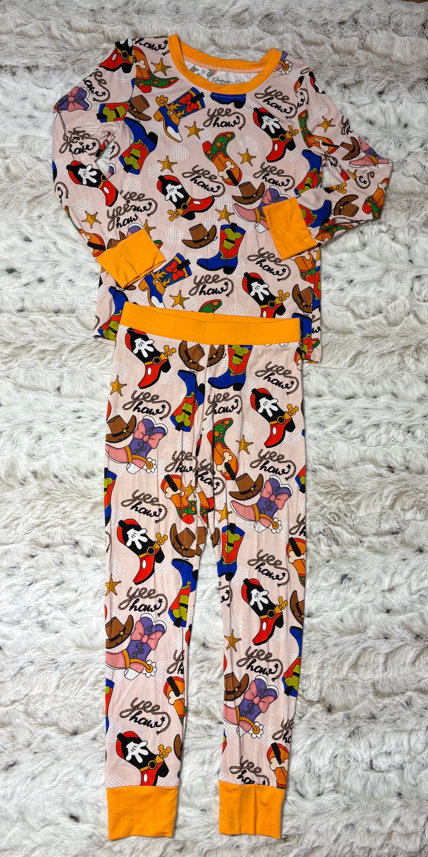 M Mouse Cowboy Cowgirl bamboo 2 piece set