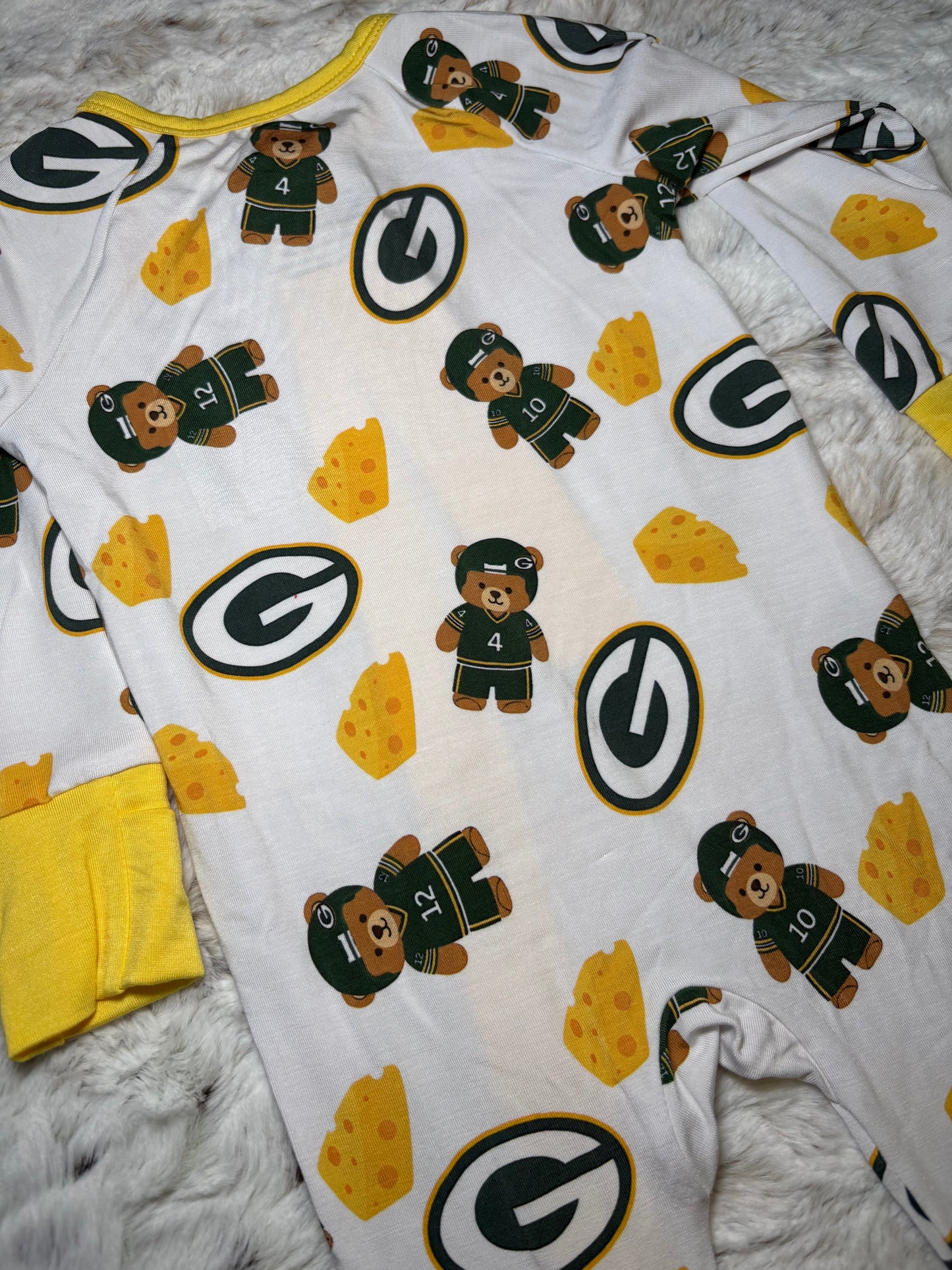 Yellow and green bear zippy