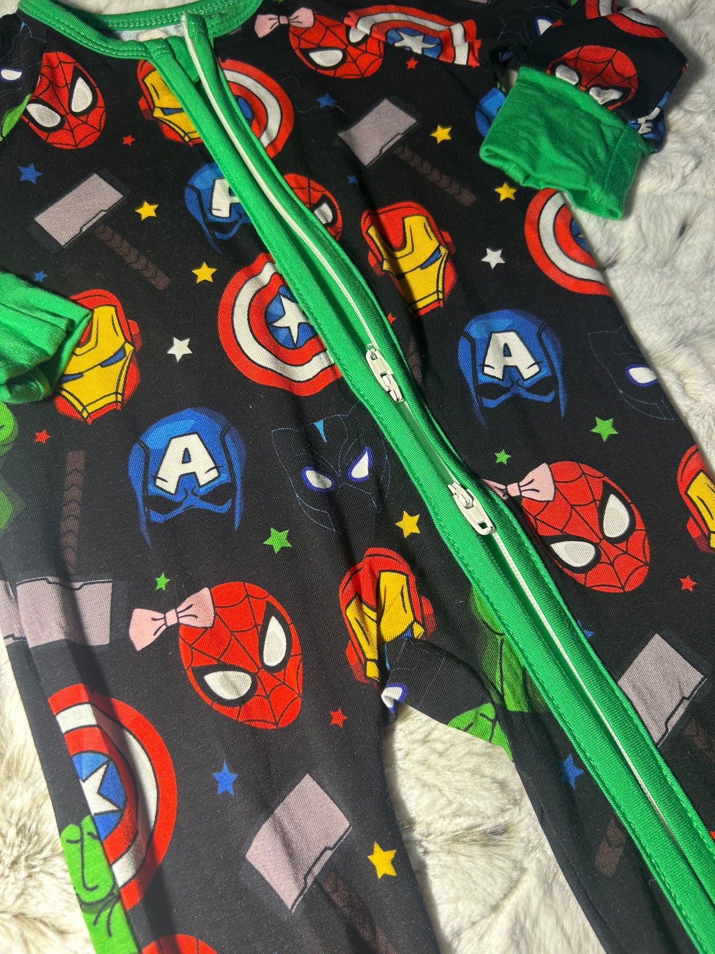 Avengers bamboo zippy green trim
