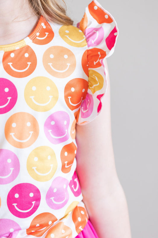 SALE Don't Worry, Be Hippy S/S Ruffle Tee