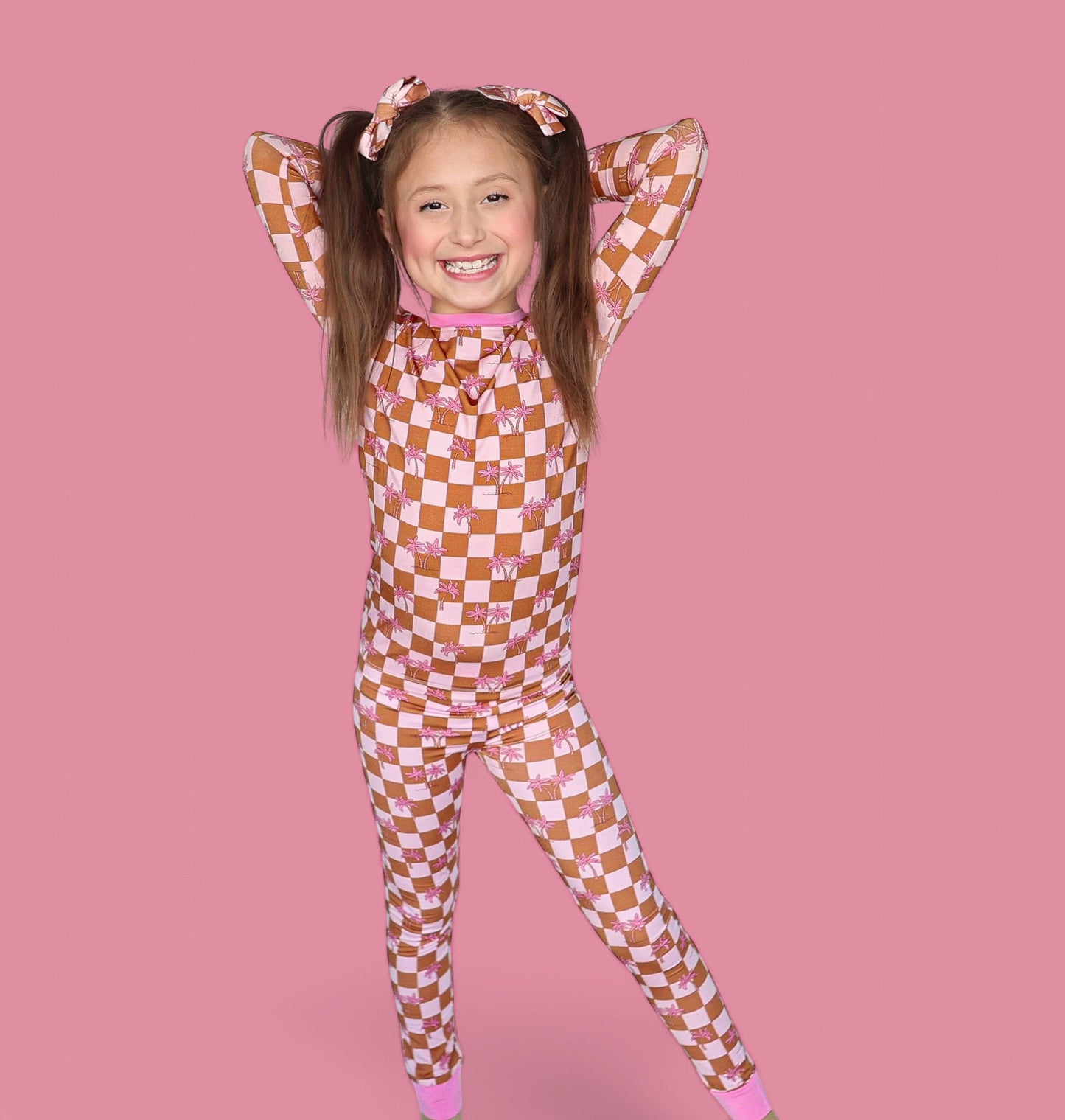 EXCLUSIVE SUNSET BEACH CHECKERS DREAM SET