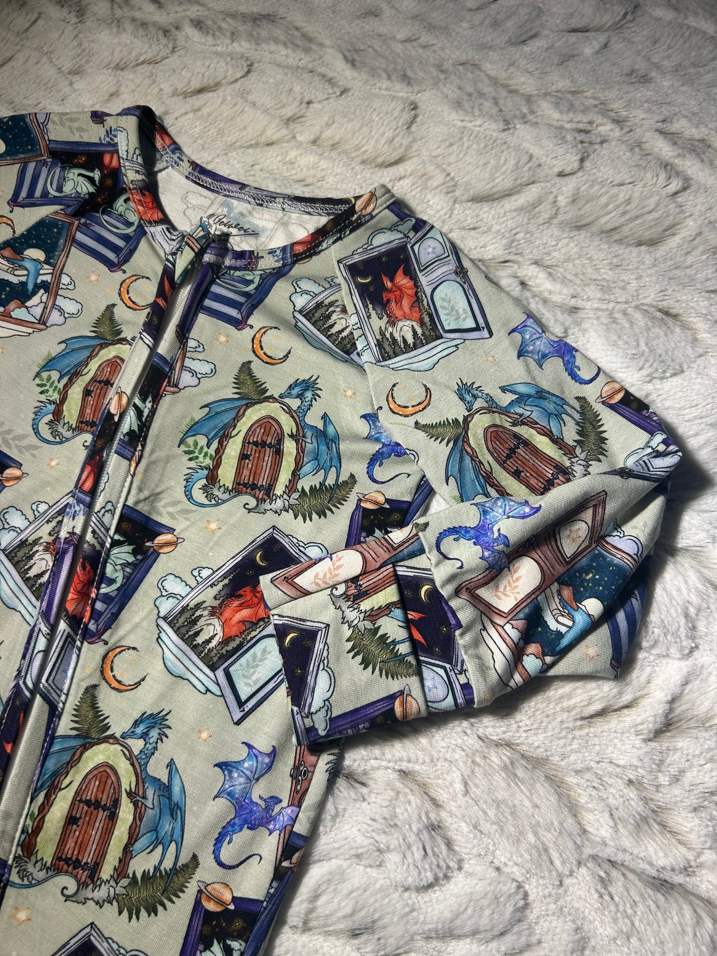 Dragon world bamboo zippy