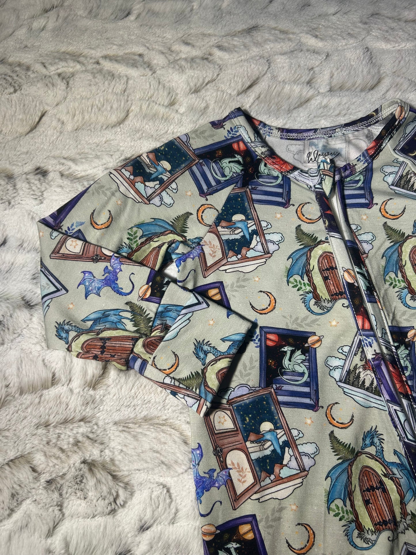 Dragon world bamboo zippy