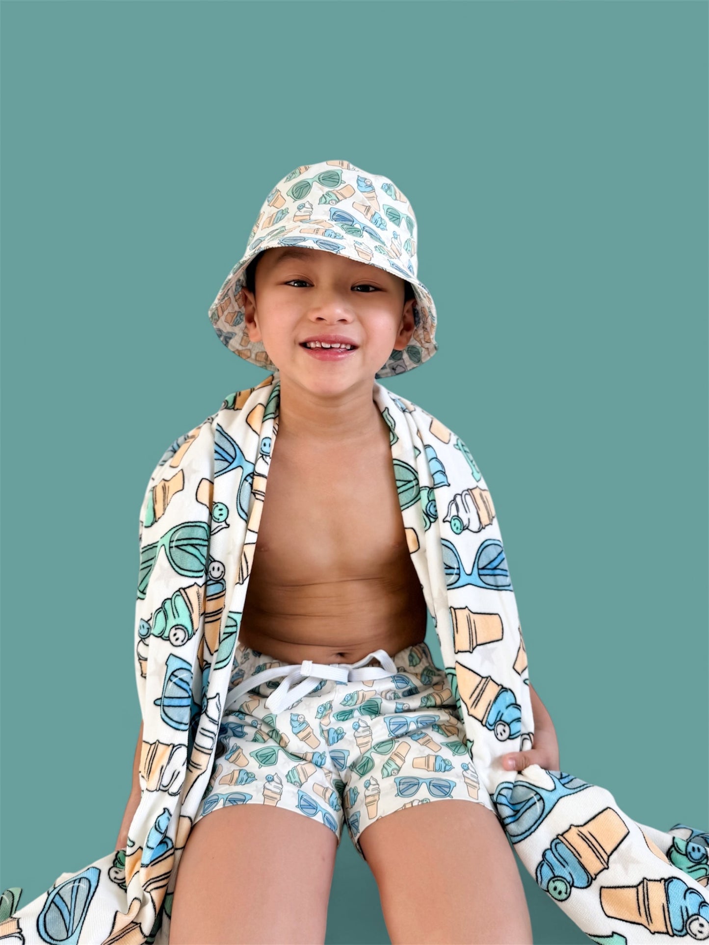 COOL SUMMER DREAM BUCKET HAT