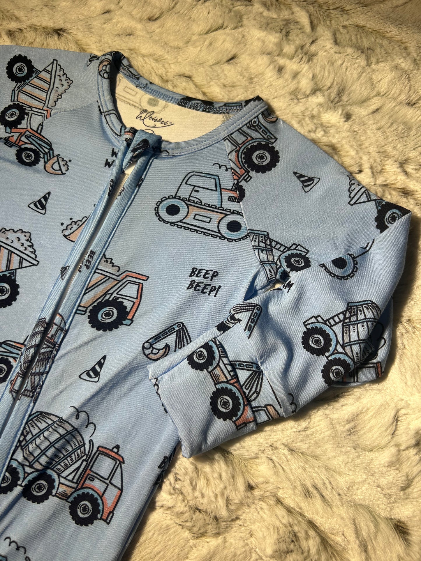 Construction truck bamboo zippy