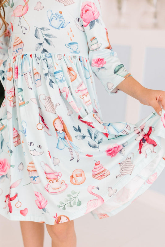 Wonderland 3/4 Sleeve Pocket Twirl Dress